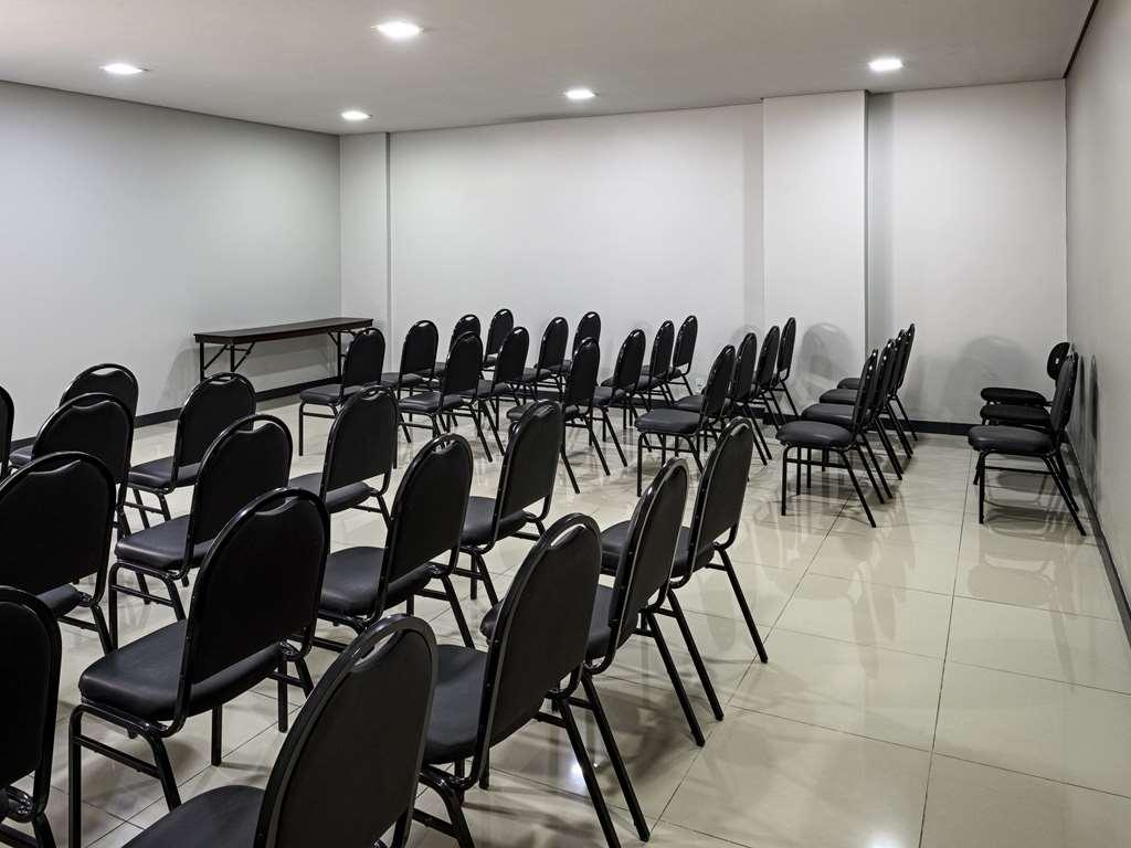 Golden Tower Express Franca By Fenix Hoteis Tiện nghi bức ảnh