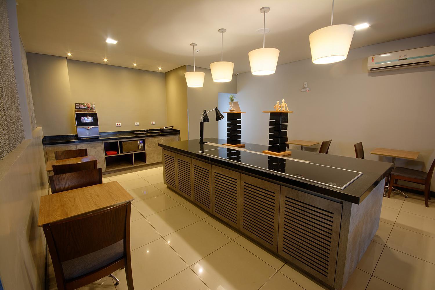 Golden Tower Express Franca By Fenix Hoteis Ngoại thất bức ảnh